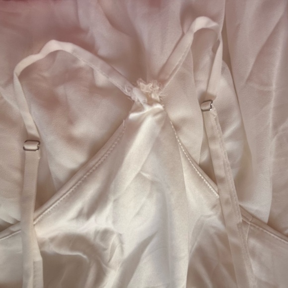 Lulu’s Absolutely Breathtaking Elegant cream Ivory Halter Maxi Dress‎ XS NWOT - Picture 10 of 11
